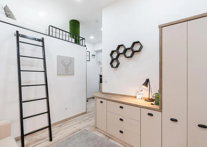 Gallery With A/c Daire